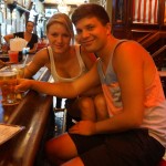 Auch in der Bar von "How I met your mother" schmeckt das amerikanische Bier bescheiden ;-)